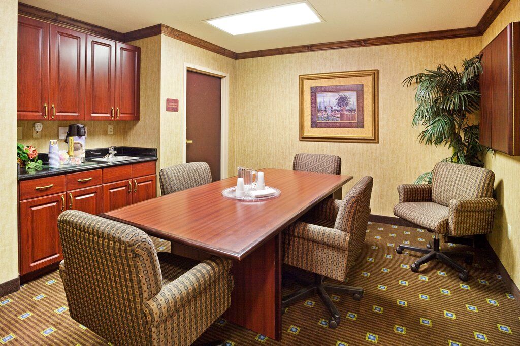 Holiday Inn Express & Suites Kings Mountain - Shelby Area By Ihg Ngoại thất bức ảnh